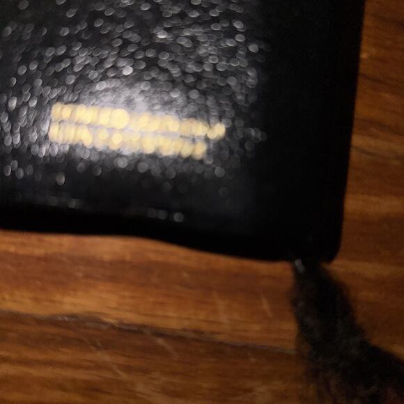 NIV Large Print Thinline Bible 1996 Black Bonded Leather Damaged Ribbon - Picture 5 of 15